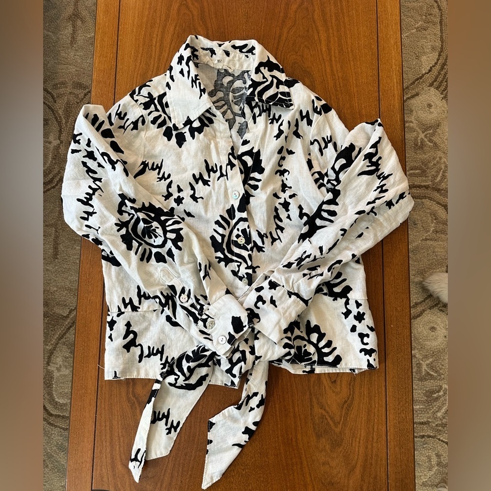 Christian Siriano White + Black Floral Tie Blouse (Size S)